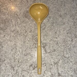 Vintage Foley Nylon Soup Stew Ladle Spoon Dipper Kitchen Utensil Yellow 11 Inch